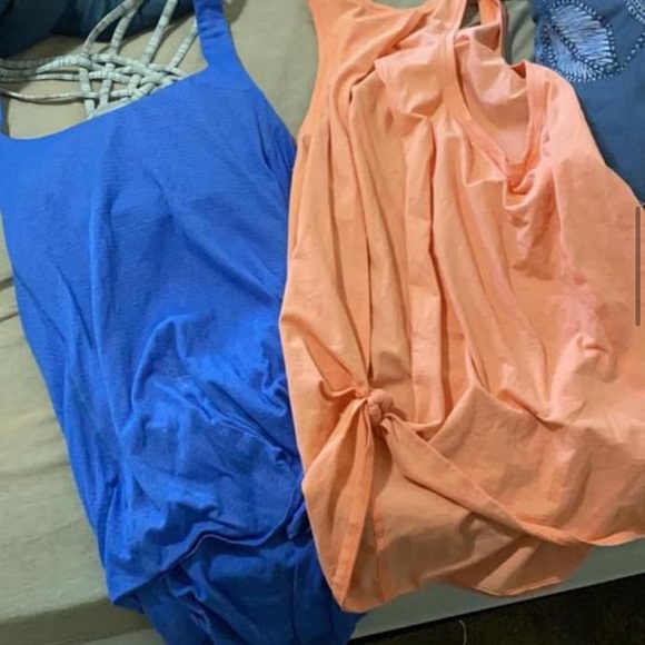 Lululemon - Picture 2 of 6